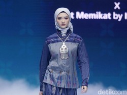 8 Koleksi Itang Yunasz di IN2MOTIONFEST 2022 Bertema Ikat Memikat