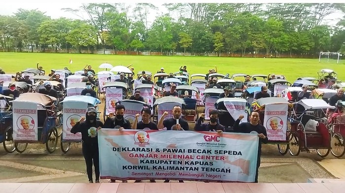 Komunitas Becak di Kapuas