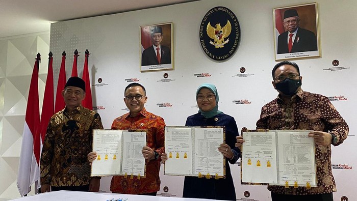 Konferensi pers Libur Nasional di Kemenko PMK (Karin Nur Secha/detikcom)