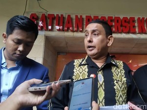 Ade Armando Dilaporkan ke Polisi gegara Sebut Aremania Sok Jagoan