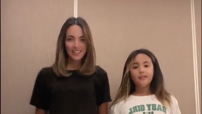 Nia Ramadhani dan Mikhayla Bakrie