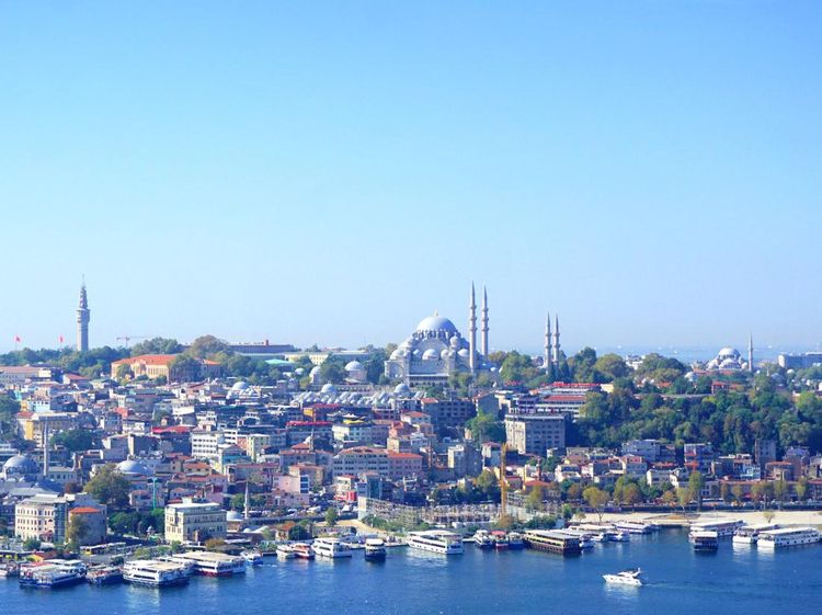 Menara Galata dan Pemandangan Menawan Istanbul dari Ketinggian