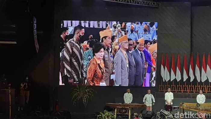 Presiden Joko Widodo (Jokowi) menghadiri pembukaan Kongres XII Legiun Veteran Republik Indonesia (LVRI). (Kanavino Ahmad Rizqo/detikcom).