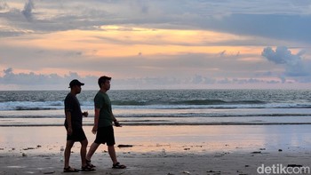 Tanpa setting berlebih, nuansa senja cukup terasa nyata. Foto: Aisyah Kamaliah/detikcom