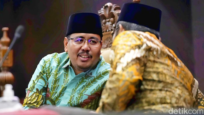 Wakil Ketua DPRD Jatim Anwar Sadad