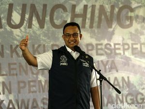 Anies soal Relokasi Warga Kampung Bambu Penghuni Bedeng Area JIS: Tanya KAI