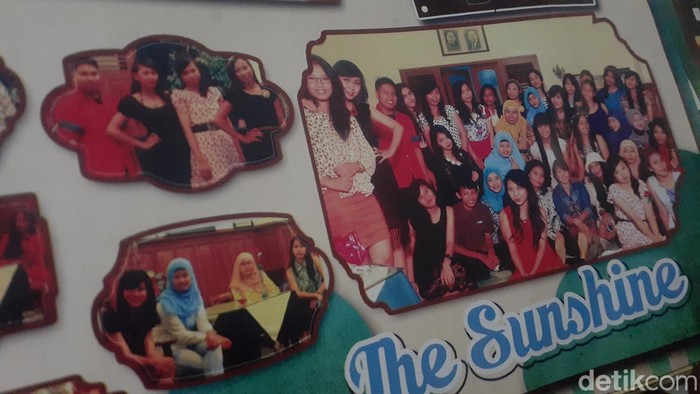 Buku kenangan alumni SMK 2 Semarang.
