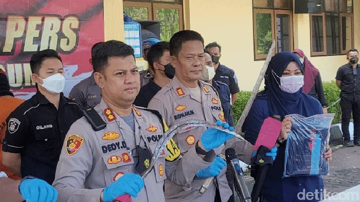 Celurit pembunuh remaja di Sukabumi.