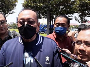 Dirut PT LIB Jalani Pemeriksaan di Mapolda Jatim