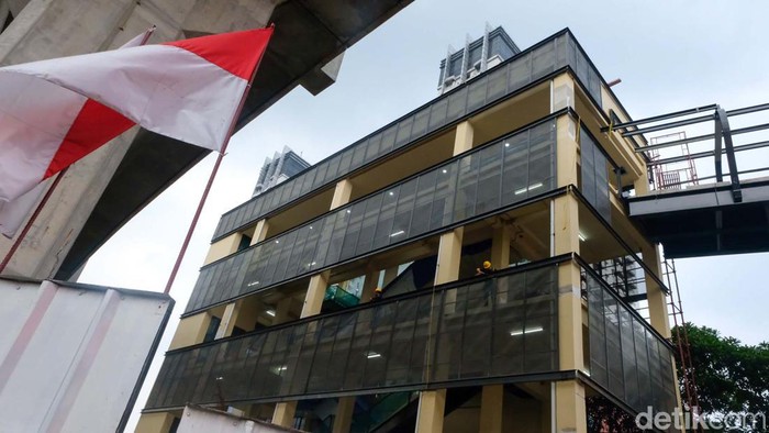 Ini Skywalk Lebak Bulus yang Digarap Tanpa Kocek Pemprov DKI Kawasan Lebak Bulus mulai disulap dengan metode transit oriented development atau TOD. Proyek senilai Rp 38 miliar ini dibangun tanpa kocek Pemprov DKI Jakarta.