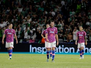 Juventus Dipermalukan Maccabi, Del Piero dan Agnelli Saling Berhadapan