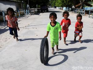 Kebahagiaan Anak-anak Pulau Terluar Tanpa Gadget