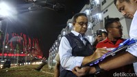 Gubernur Jakarta Anies Baswedan meresmikan Kampung Susun Bayam di kawasan Jakarta International stadium, Papanggo, Tanjung Priok, Jakarta Utara, Rabu (12/10/2022).