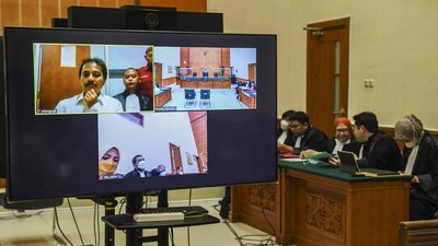 Roy Suryo Jalani Sidang Perdana Kasus Meme Stupa Borobudur