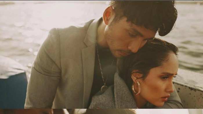 Cinta Laura dan Rangga Nattra di Scandal 2