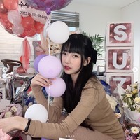 Suzy mencuri perhatian dengan rambut barunya saat berulang tahun ke-28. Intip pesonanya yang potong rambut demi drakor terbaru. Foto: Instagram