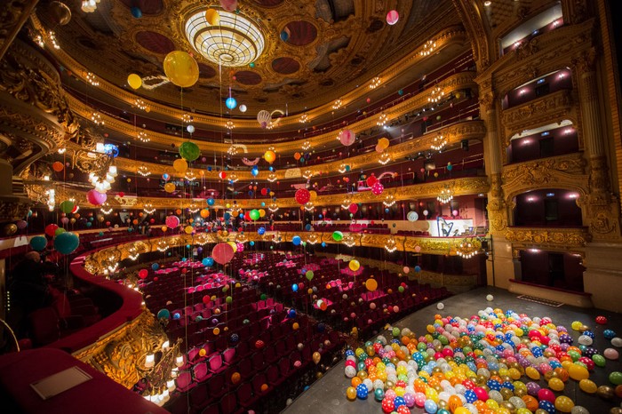 BARCELONA, SPAIN - OCTOBER 11:  Artist Flavia Junqueira presents an ephimeral installation of balloons at Gran Teatre Del Liceu on October 11, 2022 in Barcelona, Spain. (Photo by Jordi Vidal/Getty Images)
