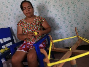 WFH ala Ibu-ibu di Selaru, Raup Hampir Rp 10 Juta/Bulan dari Tenun