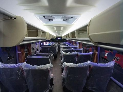 Bus double decker terbaru PO Agra Mas buatan Adiputro