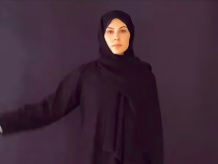 Elnaaz Norouzi Elnaaz Norouzi