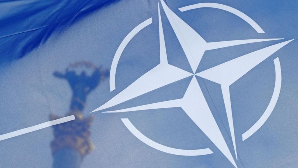Lacak Pergerakan Militer Rusia, NATO Kirim Pesawat Pengintai ke Rumania