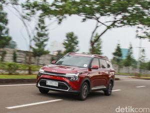 Kencan Pertama dengan KIA Carens: Yakin Bisa Lawan Innova?