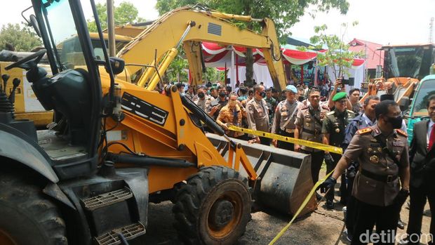 Konferensi pers ungkap kasus ilegal mining jajaran Polda Jateng di Brimob Pati, Kamis (13/10/2022).