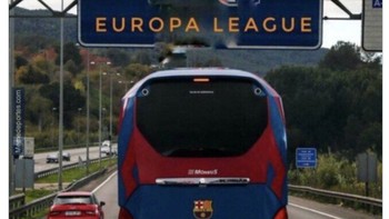 Padahal, Bercelona sudah belanja besar-besaran musim ini, eh tahu-tahunya ke Liga Eropa. Foto: Twitter