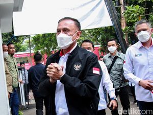 Permintaan Maaf Iwan Bule di Tengah Desakan Mundur dari Kursi Ketum PSSI