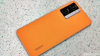 Varian Sunset Orange hadir dengan warna oranye cerah dan sentuhan unik desain kulit fiberglass pertama di industri. Foto: Adi Fida Rahman/detikINET