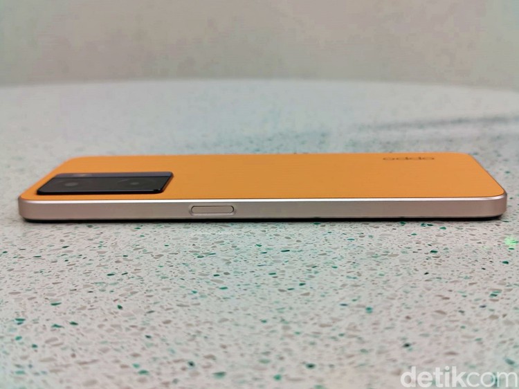 Oppo A77s
