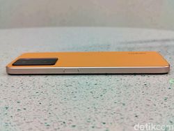 Wujud Oppo A77s, HP Rp 3 Jutaan Tampilan Premium