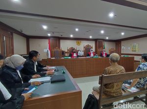 Eks Dirut Taspen Life Didakwa Rugikan Negara Rp 133 Miliar