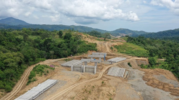Perlintasan satwa liar di tol Sigli-Banda Aceh Perlintasan satwa liar di tol Sigli-Banda Aceh
