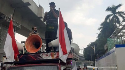 Ratusan Mahasiswa Papua Demo Kejagung