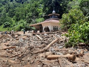 Pemkab Mamuju Perpanjang Masa Tanggap Darurat Banjir 3 Hari