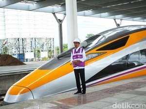 Jabar Hari Ini: Jokowi Luncurkan IndoVac hingga Tinjau Progres KCJB