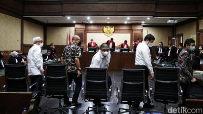 Saksi Tak Hadir, Sidang Kasus Korupsi Minyak Goreng Ditunda