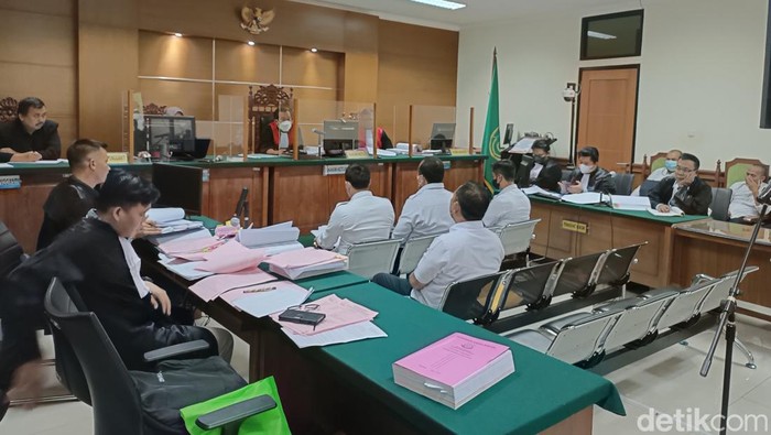 Sidang korupsi Samsat Kelapa Dua Tangerang, Banten