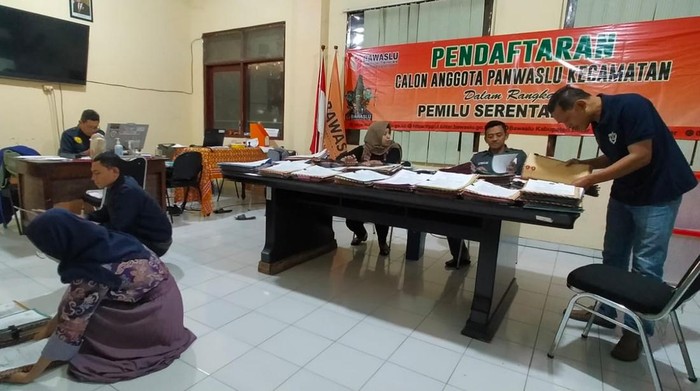 Terkendala Ijazah-Usia, 16 Orang Tak Lolos Vermin Paswascam Kab Blitar