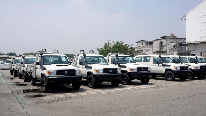 Toyota Land Cruiser Seri 70 Jadi Andalan Freeport Indonesia Toyota Land Cruiser (LC) seri 70 dikenal tangguh di berbagai medan. Mobil ini pun menjadi kendaraan andalan PT Freeport Indonesia.