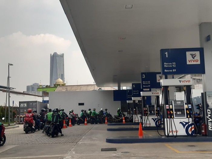 Vivo Diburu Abang Ojol