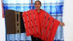 Wow! Semua Wanita di Desa Ini Ahli Menenun Lho