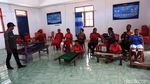 Wow! Semua Wanita di Desa Ini Ahli Menenun Lho