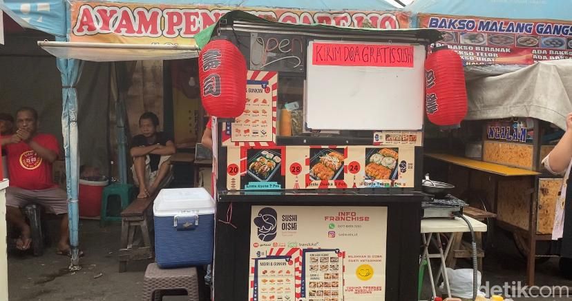 5 Tips Pesta Sushi Rp 100 Ribu, Dijamin Kenyang dan Puas!