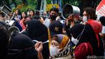 Bawa Panci, Massa Demo di Hari Terakhir Anies Ngantor