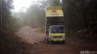 detikcom bersama BRI mengadakan program Tapal Batas yang mengulas perkembangan ekonomi, infrastruktur, hingga wisata di beberapa wilayah terdepan Indonesia. Untuk mengetahui informasi dari program ini ikuti terus berita tentang Tapal Batas di tapalbatas.detik.com.