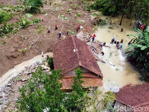 Update Terkini Banjir-Longsor di 81 Desa Kebumen