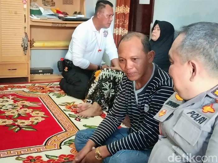 Biddokkes Polda Jatim kunjungi korban tragedi Kanjuruhan asal Probolinggo