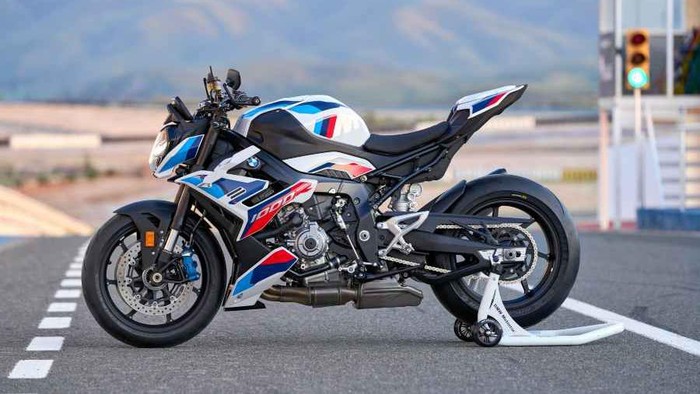 BMW M 1000 R